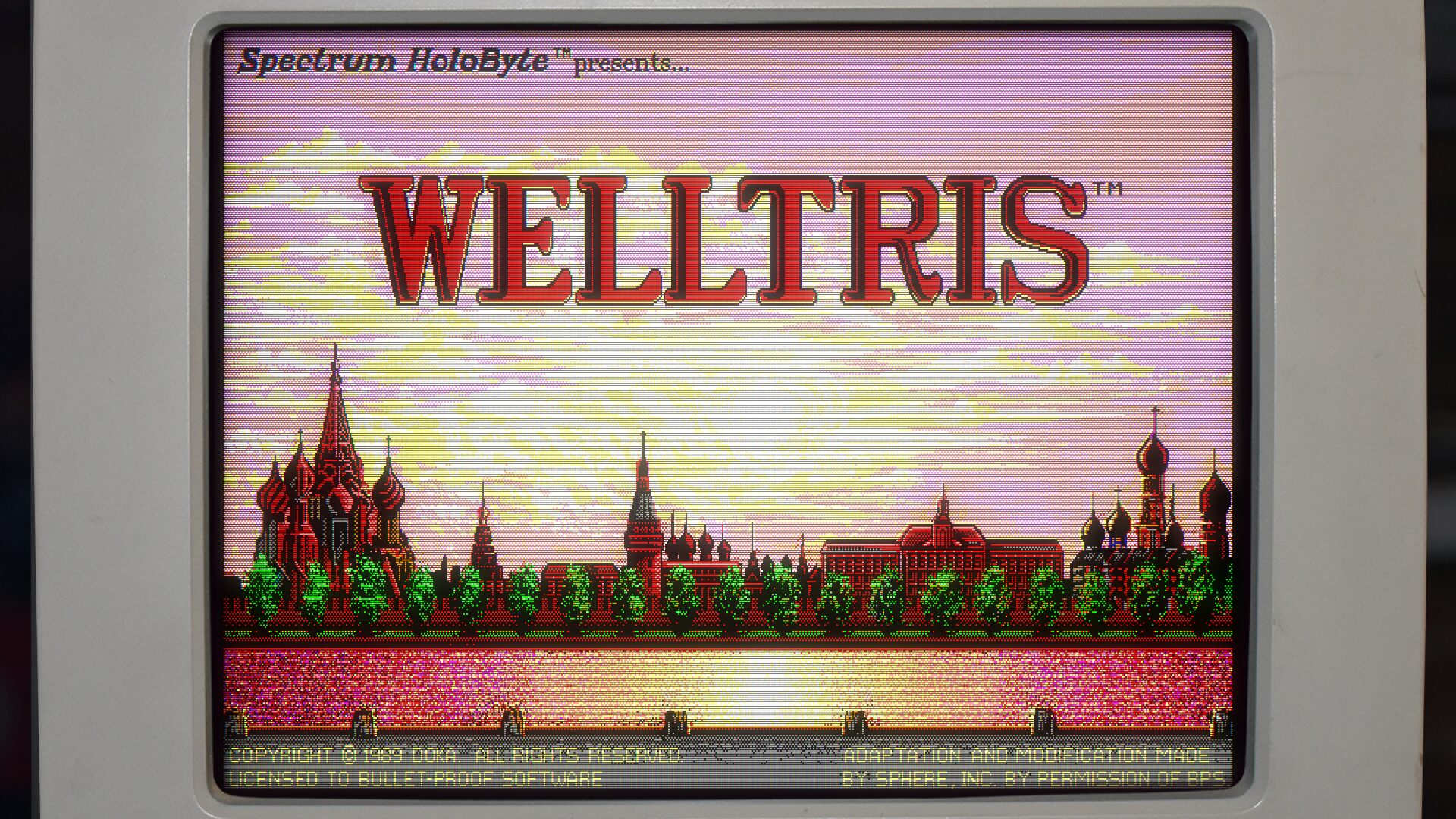 A screenshot of Welltris in Tetris Forever.